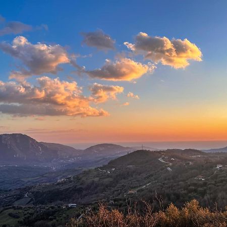 Agriturismo Ai Monaci Montano Antilia Extérieur photo